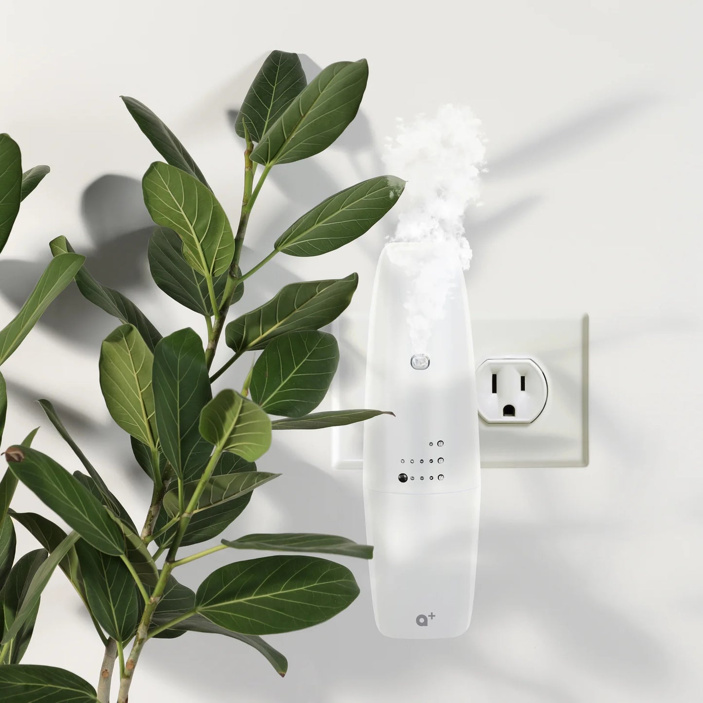 Aromar+ Waterless Plug-in Diffuser White
